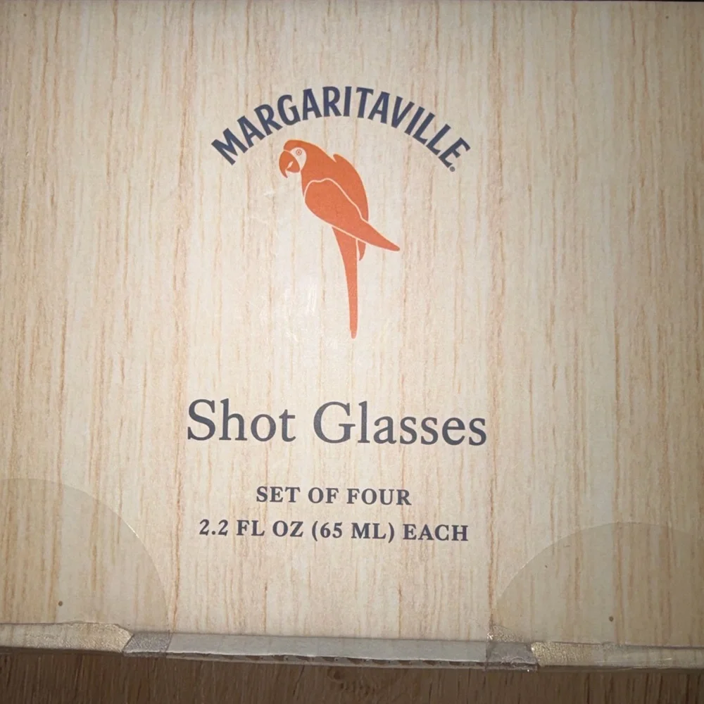 New Set of 4 Margaritaville Shot Glasses Living For The Weekend